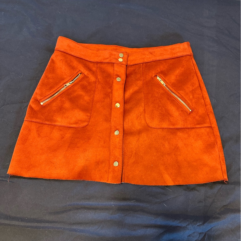 Skirt new without tags